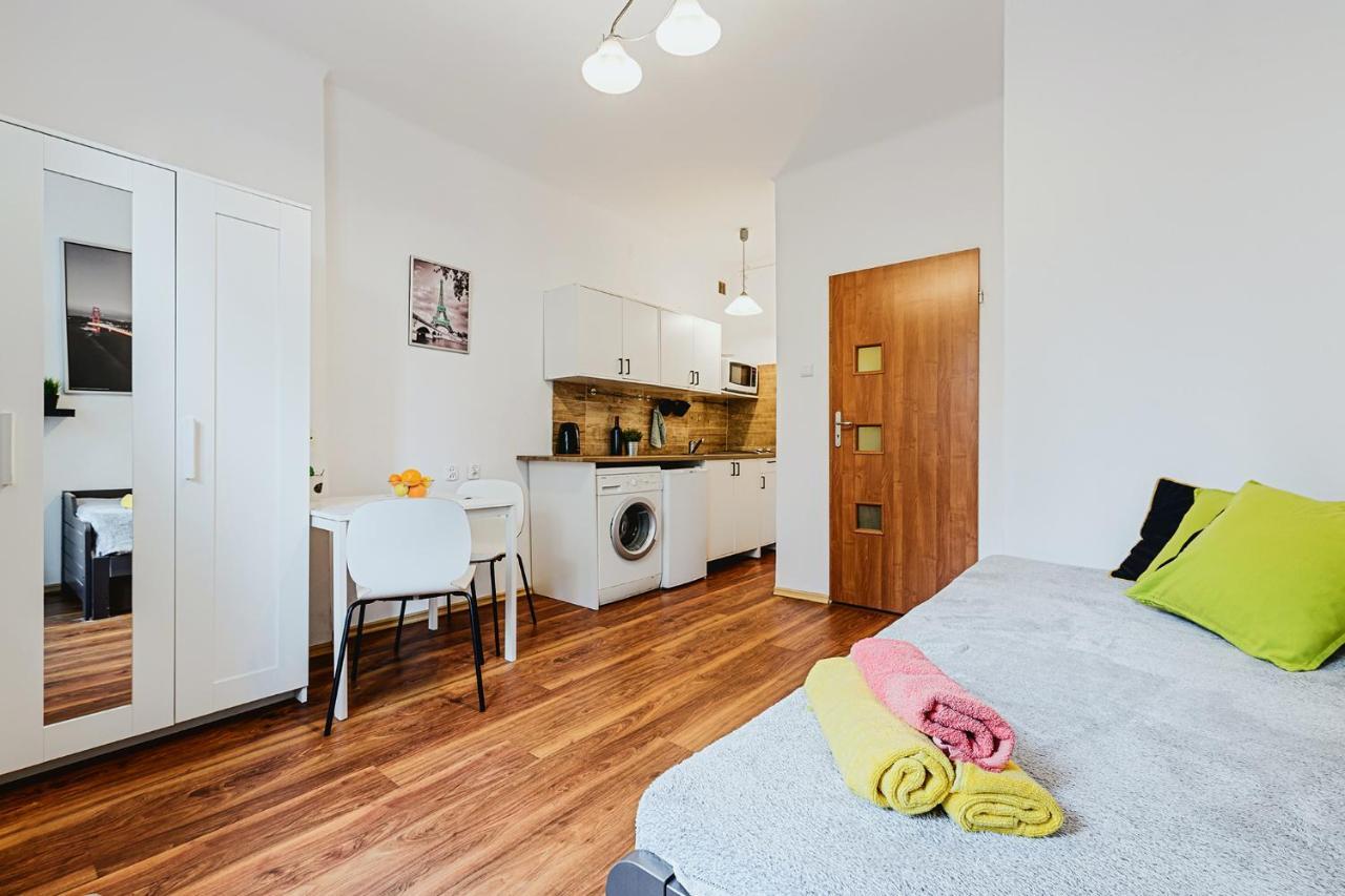 Delux1 Apartment *